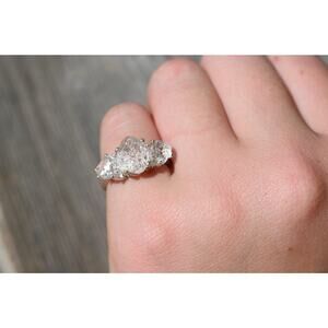 alternative raw diamond engagement rings, raw crystal size 4 5 6 7 8 8 9 10 11